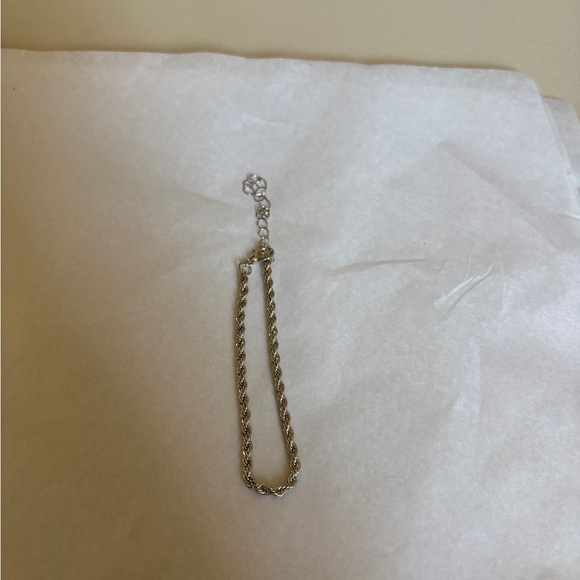 Beautiful Faux Sterling Rope Bracelet - Picture 4 of 4